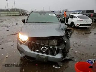 2019 Volvo XC40 R-Design with VIN YV4162UM3K2102750, listed as a Copart auction lot 51087625 with 31,388 mi miles and Clean title. Bid and sale history available at DreamBid. Image 11.