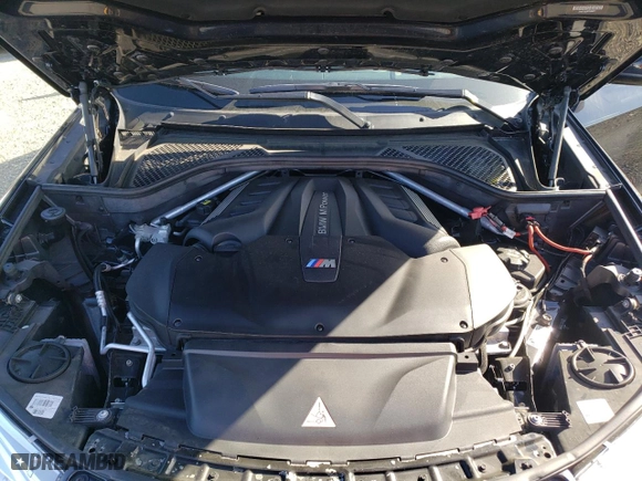 2015 BMW X5 M with VIN 5YMKT6C55F0C88871, listed as a Copart auction lot 48172504 with 89,398 mi miles. Bid and sale history available at carsss.com. Image 12.