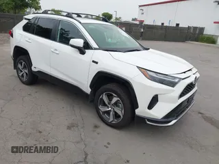 2022 Toyota RAV4 SE with VIN JTMAB3FV0ND083934, listed as a IAAI auction lot 41206606 with 40,888 mi miles and . Bid and sale history available at DreamBid. Image 1.