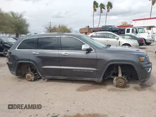 2017 Jeep Grand Cherokee Limited with VIN 1C4RJEBG4HC838019, listed as a IAAI auction lot 41804665 with 135,980 mi miles. Bid and sale history available at carsss.com. Image 13.