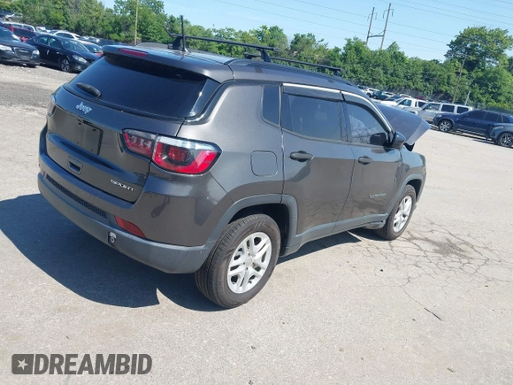 2018 Jeep Compass Sport с VIN 3C4NJCAB9JT411468, выставлен на аукционе IAAI как лот 42408617 с пробегом 86 042 миль миль и . История ставок и продаж доступна на DreamBid. Изображение 4.