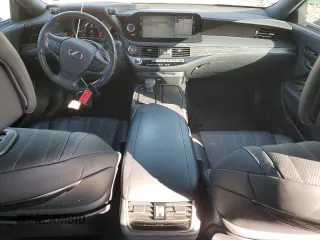 2021 Lexus LS z VIN JTHE5LGF5M5008931, wystawiony jako Copart lot #43045225 z przebiegiem 31 903 mil mil oraz Szkoda całkowita • Salvage title. Historia ofert i sprzedaży dostępna na DreamBid. Obrazek 8.