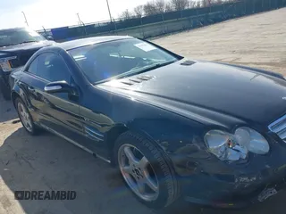 2005 Mercedes-Benz SL 55 AMG with VIN WDBSK74F35F103586, listed as a IAAI auction lot 41958469 with Not provided miles and . Bid and sale history available at DreamBid. Image 13.