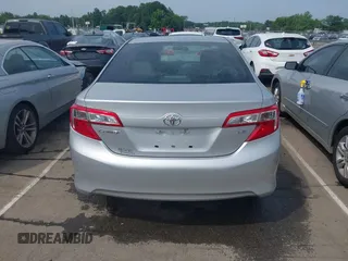 2012 Toyota Camry L z VIN 4T4BF1FK2CR191702, wystawiony jako IAAI lot #42258628 z przebiegiem 170 198 mil mil oraz . Historia ofert i sprzedaży dostępna na DreamBid. Obrazek 17.