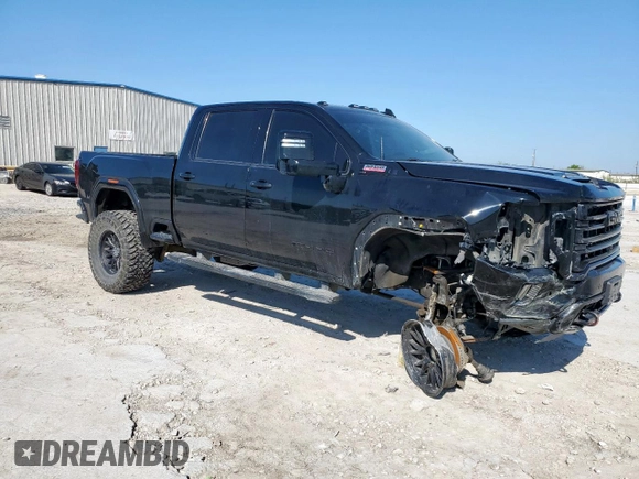 2020 GMC Sierra 3500HD AT4 z VIN 1GT49VEY7LF315026, wystawiony jako Copart lot #51613555 z przebiegiem 160 533 mil mil oraz Szkoda całkowita • Salvage title. Historia ofert i sprzedaży dostępna na DreamBid. Obrazek 4.