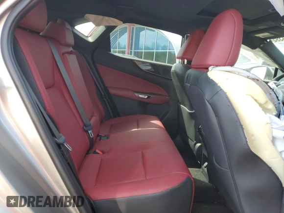 2025 Lexus NX 350 Premium z VIN 2T2GGCEZ0SC080200, wystawiony jako Copart lot #54234395 z przebiegiem 897 mil mil oraz Szkoda całkowita • Salvage title. Historia ofert i sprzedaży dostępna na DreamBid. Obrazek 11.