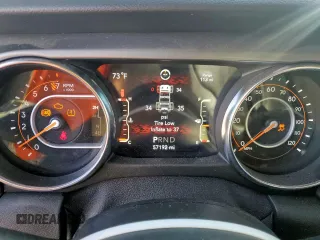2021 Jeep Wrangler Unlimited Sport S with VIN 1C4HJXDG4MW699376, listed as a Copart auction lot 47202615 with 57,192 mi miles and Salvage Title. Bid and sale history available at DreamBid. Image 9.