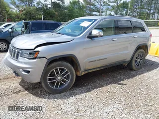 2017 Jeep Grand Cherokee Limited with VIN 1C4RJEBG4HC765329, listed as a IAAI auction lot 42008297 with 194,607 mi miles and . Bid and sale history available at DreamBid. Image 17.