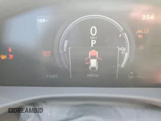 2024 Lexus RZ 300e Premium z VIN JTJABABB6RA002164, wystawiony jako Copart lot #56575245 z przebiegiem 11 687 mil mil oraz Szkoda całkowita • Salvage title. Historia ofert i sprzedaży dostępna na DreamBid. Obrazek 9.