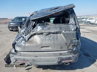 2019 Ford Explorer XLT z VIN 1FM5K8D87KGA09217, wystawiony jako IAAI lot #41696326 z przebiegiem 60 785 mil mil oraz . Historia ofert i sprzedaży dostępna na DreamBid. Obrazek 17.