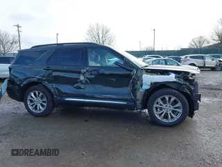 2023 Ford Explorer XLT with VIN 1FMSK8DH6PGC33797, listed as a IAAI auction lot 41111945 with 5,182 mi miles. Bid and sale history available at carsss.com. Image 18.