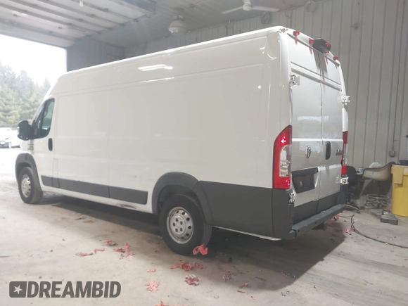 2018 Ram ProMaster Cargo with VIN 3C6URVJG7JE137890, listed as a IAAI auction lot 41781696 with 86,060 mi miles. Bid and sale history available at carsss.com. Image 3.