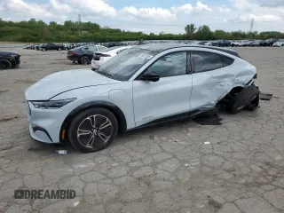 2023 Ford Mustang Mach-E Premium z VIN 3FMTK3S59PMB03597, wystawiony jako Copart lot #56572285 z przebiegiem 4511 mil mil oraz Tytuł czysty. Historia ofert i sprzedaży dostępna na DreamBid. Obrazek 1.