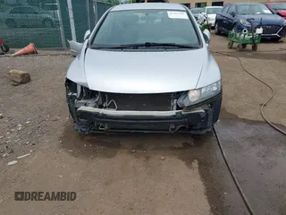 2009 Honda Civic LX z VIN 19XFA16529E038947, wystawiony jako IAAI lot #42412486 z przebiegiem 161 409 mil mil oraz . Historia ofert i sprzedaży dostępna na DreamBid. Obrazek 6.