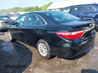 2015 Toyota Camry XLE with VIN 4T4BF1FKXFR479536, listed as a IAAI auction lot 42147724 with 88,853 mi miles and . Bid and sale history available at DreamBid. Image 3.