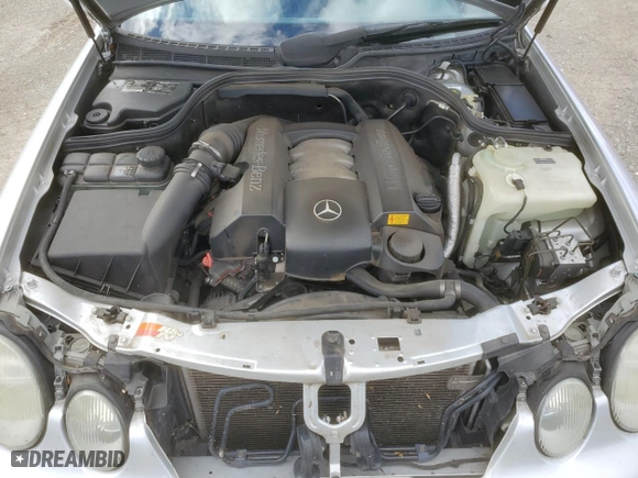 2001 Mercedes-Benz CLK-Class 3.2L with VIN WDBLK65G41T076173, listed as a Copart auction lot 46253745 with 175,868 mi miles and Clean Title. Bid and sale history available at carsss.com. Image 11.