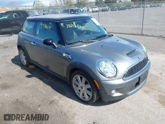 2007 MINI Hardtop S with VIN WMWMF73587TT84728, listed as a IAAI auction lot 41996879 with 145,094 mi miles and . Bid and sale history available at DreamBid. Image 1.