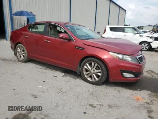 2013 Kia Optima EX z VIN 5XXGN4A7XDG169353, wystawiony jako Copart lot #55784855 z przebiegiem 92 809 mil mil oraz Szkoda całkowita • Salvage title. Historia ofert i sprzedaży dostępna na DreamBid. Obrazek 4.