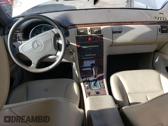 1997 Mercedes-Benz E-Class with VIN WDBJF55F7VA412770, listed as a Copart auction lot 86442634 with 238,065 mi miles and Clean Title. Bid and sale history available at carsss.com. Image 8.