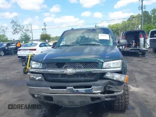 2004 Chevrolet Silverado 1500 Z71 with VIN 1GCEK14T04Z325260, listed as a IAAI auction lot 42040136 with 129,346 mi miles. Bid and sale history available at carsss.com. Image 12.