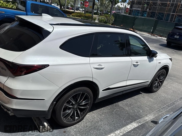 2023 Acura MDX with VIN 5J8YE1H33PL035098, listed as a Copart auction lot 62878405 with 6,638 mi miles and Clean title. Bid and sale history available at DreamBid. Image 4.