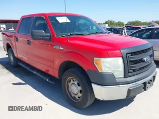 2013 Ford F-150 XL с VIN 1FTEW1CM8DKD89005, выставлен на аукционе IAAI как лот 41984036 с пробегом 193 744 миль миль и . История ставок и продаж доступна на DreamBid. Изображение 1.