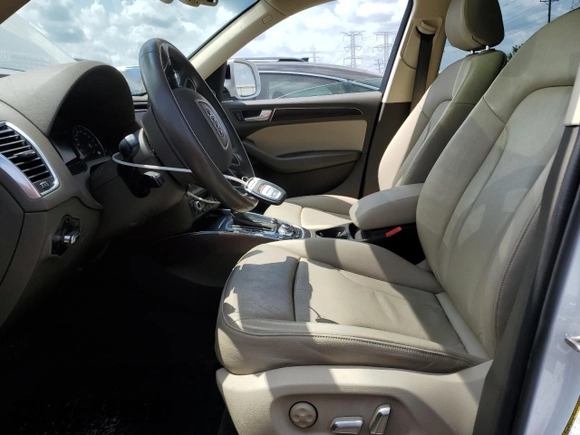 2017 Audi Q5 Premium Plus with VIN WA1L2AFP3HA027064, listed as a Copart auction lot 60634905 with 80,751 mi miles and Salvage title. Bid and sale history available at DreamBid. Image 7.