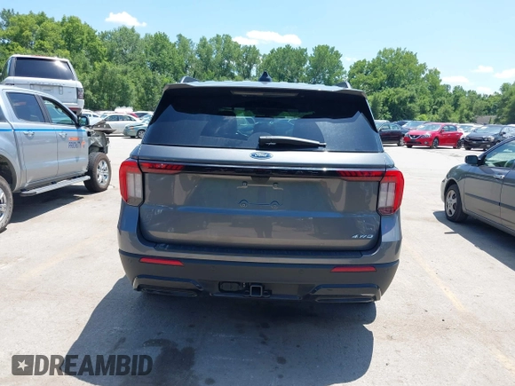 2025 Ford Explorer ST-Line with VIN 1FMUK8KH7SGB37620, listed as a IAAI auction lot 42553038 with 8,067 mi miles and . Bid and sale history available at DreamBid. Image 16.