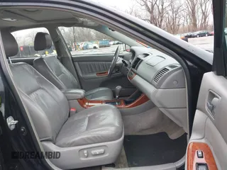 2004 Toyota Camry LE with VIN 4T1BF32K84U074364, listed as a IAAI auction lot 41479264 with 265,865 mi miles. Bid and sale history available at carsss.com. Image 5.