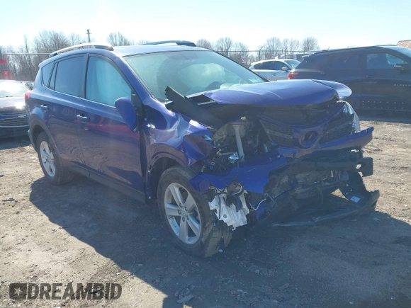 2014 Toyota RAV4 XLE with VIN 2T3RFREV4EW209162, listed as a IAAI auction lot 41802853 with 101,618 mi miles. Bid and sale history available at carsss.com. Image 1.