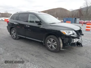 2020 Nissan Pathfinder SV with VIN 5N1DR2BM1LC626903, listed as a IAAI auction lot 40827371 with 122,336 mi miles. Bid and sale history available at carsss.com. Image 1.