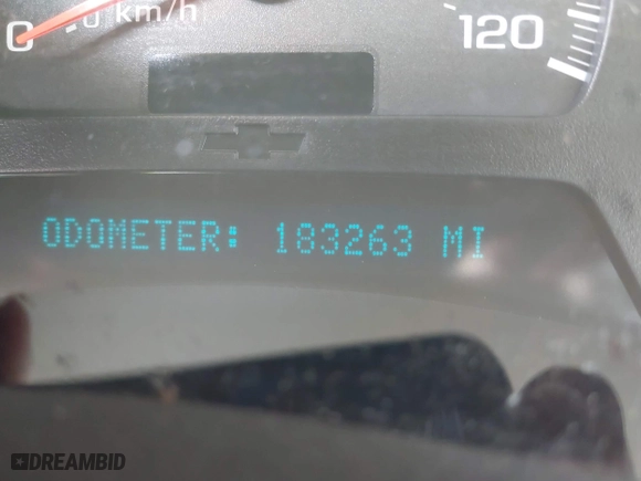 2005 Chevrolet TrailBlazer LT with VIN 1GNDT13S152284138, listed as a IAAI auction lot 42091842 with 183,263 mi miles. Bid and sale history available at carsss.com. Image 7.