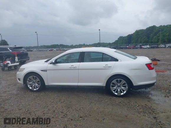 2010 Ford Taurus Limited with VIN 1FAHP2FWXAG161881, listed as a IAAI auction lot 42381282 with 124,605 mi miles and . Bid and sale history available at DreamBid. Image 14.