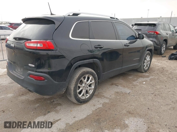 2018 Jeep Cherokee Latitude Plus with VIN 1C4PJLLX3JD503568, listed as a IAAI auction lot 41806496 with 166,224 mi miles. Bid and sale history available at carsss.com. Image 4.