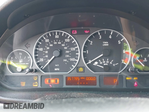 2005 BMW 3 Series 330xi с VIN WBAEW53425PN39800, выставлен на аукционе IAAI как лот 42478607 с пробегом 357 795 миль миль и . История ставок и продаж доступна на DreamBid. Изображение 7.