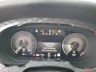 2022 Bentley Bentayga V8 z VIN SJAAM2ZV9NC013534, wystawiony jako Copart lot #74924334 z przebiegiem 10 200 mil mil oraz Nie do naprawy • Non repairable. Historia ofert i sprzedaży dostępna na DreamBid. Obrazek 9.