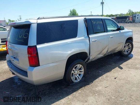 2017 Chevrolet Suburban LT z VIN 1GNSKHKC9HR268651, wystawiony jako IAAI lot #42125406 z przebiegiem 174 451 mil mil oraz . Historia ofert i sprzedaży dostępna na DreamBid. Obrazek 4.