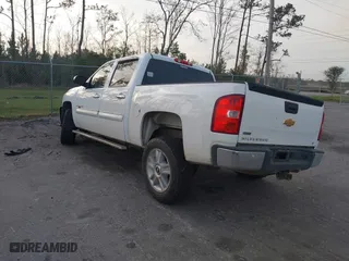 2012 Chevrolet Silverado 1500 LT with VIN 3GCPCSE07CG115883, listed as a IAAI auction lot 41722178 with 217,797 mi miles. Bid and sale history available at carsss.com. Image 3.