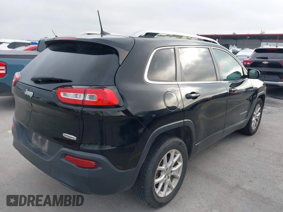 2018 Jeep Cherokee Latitude Plus z VIN 1C4PJLLB8JD537848, wystawiony jako IAAI lot #42105562 z przebiegiem 158 602 mil mil oraz . Historia ofert i sprzedaży dostępna na DreamBid. Obrazek 4.