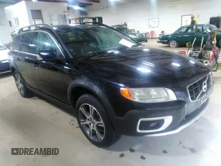2012 Volvo XC70 T6 z VIN YV4902BZ6C1139267, wystawiony jako IAAI lot #42130994 z przebiegiem 150 779 mil mil oraz . Historia ofert i sprzedaży dostępna na DreamBid. Obrazek 13.