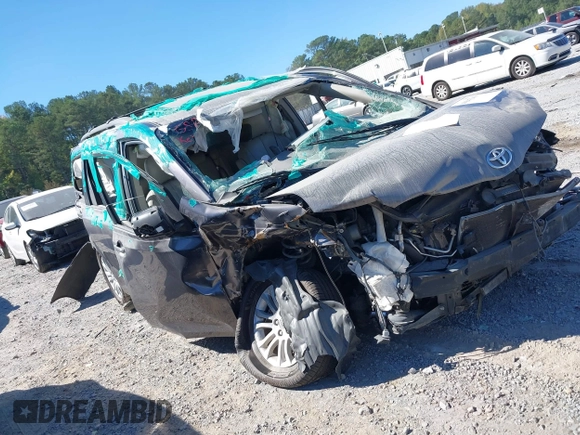 2011 Toyota Sienna XLE AAS with VIN 5TDYK3DC8BS092705, listed as a IAAI auction lot 40547263 with Not provided miles and . Bid and sale history available at DreamBid. Image 1.