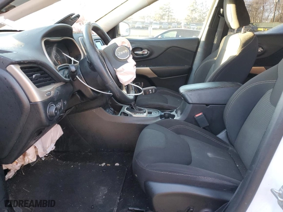 2017 Jeep Cherokee Latitude with VIN 1C4PJLCB0HD232192, listed as a Copart auction lot 47110155 with 117,064 mi miles and Salvage Title. Bid and sale history available at carsss.com. Image 7.