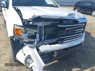 2015 GMC Canyon 4WD SLT with VIN 1GTG6CE30F1269698, listed as a IAAI auction lot 41508606 with 83,566 mi miles. Bid and sale history available at carsss.com. Image 6.