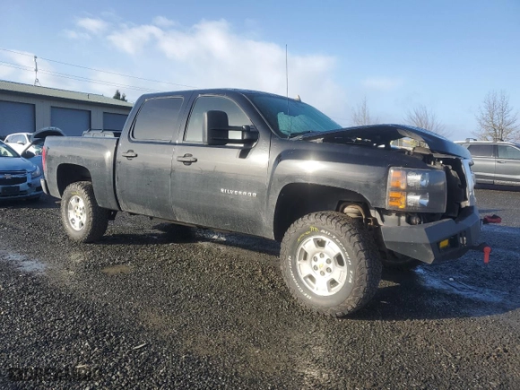 2012 Chevrolet Silverado 1500 LT with VIN 3GCPKSE71CG197741, listed as a Copart auction lot 46172795 with 210,471 mi miles and Salvage Title. Bid and sale history available at carsss.com. Image 4.