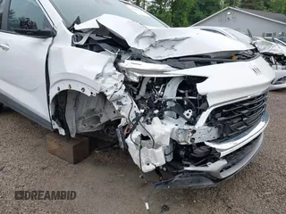 2024 Buick Encore GX Preferred with VIN KL4AMBS23RB135598, listed as a IAAI auction lot 42266362 with 10,478 mi miles and . Bid and sale history available at DreamBid. Image 6.