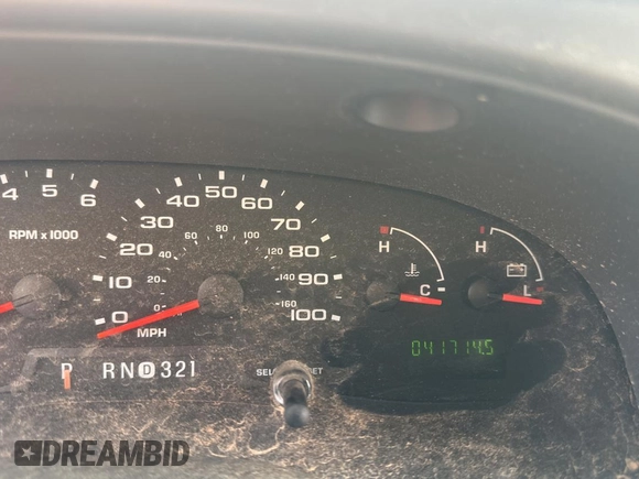 2005 Ford Econoline Cargo z VIN 1FDXE45S15HA86103, wystawiony jako Copart lot #57463555 z przebiegiem 41 714 mil mil oraz Czysty tytuł • Clean title. Historia ofert i sprzedaży dostępna na DreamBid. Obrazek 8.
