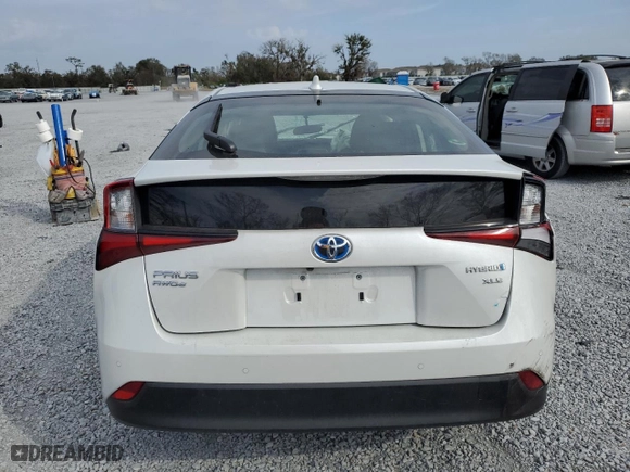 2022 Toyota Prius LE with VIN JTDL9MFU8N3032706, listed as a Copart auction lot 43924515 with 10,822 mi miles and Salvage Title. Bid and sale history available at carsss.com. Image 6.