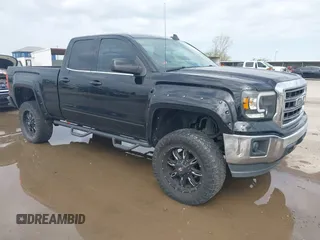 2015 GMC Sierra 1500 SLE z VIN 1GTR1UEC5FZ235982, wystawiony jako IAAI lot #41850834 z przebiegiem 162 267 mil mil oraz . Historia ofert i sprzedaży dostępna na DreamBid. Obrazek 1.