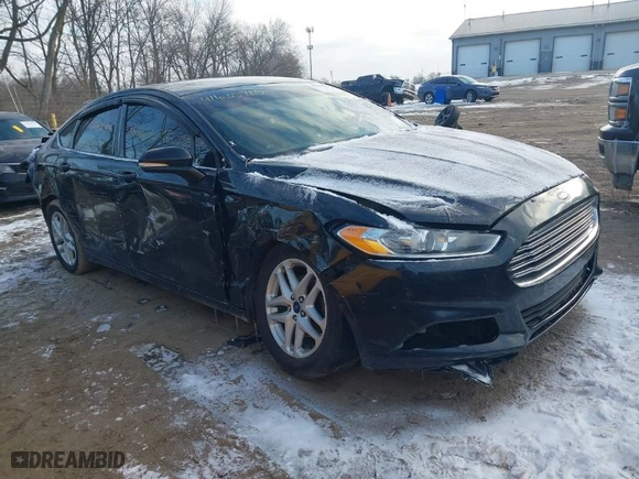 2014 Ford Fusion SE with VIN 3FA6P0H73ER260767, listed as a IAAI auction lot 41635710 with 134,445 mi miles. Bid and sale history available at carsss.com. Image 1.