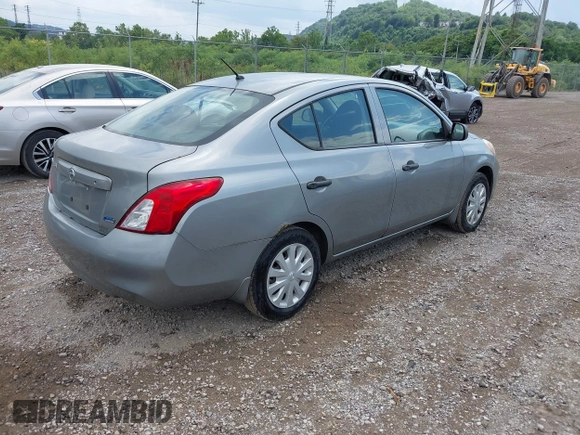 2013 Nissan Versa S with VIN 3N1CN7AP7DL863764, listed as a IAAI auction lot 42668032 with 101,000 mi miles and . Bid and sale history available at DreamBid. Image 4.